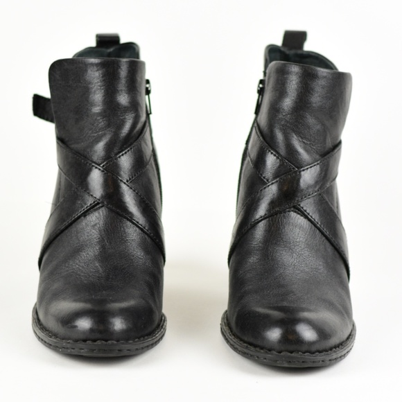Born Black Leather booties with 3 inch heel - Picture 9 of 11